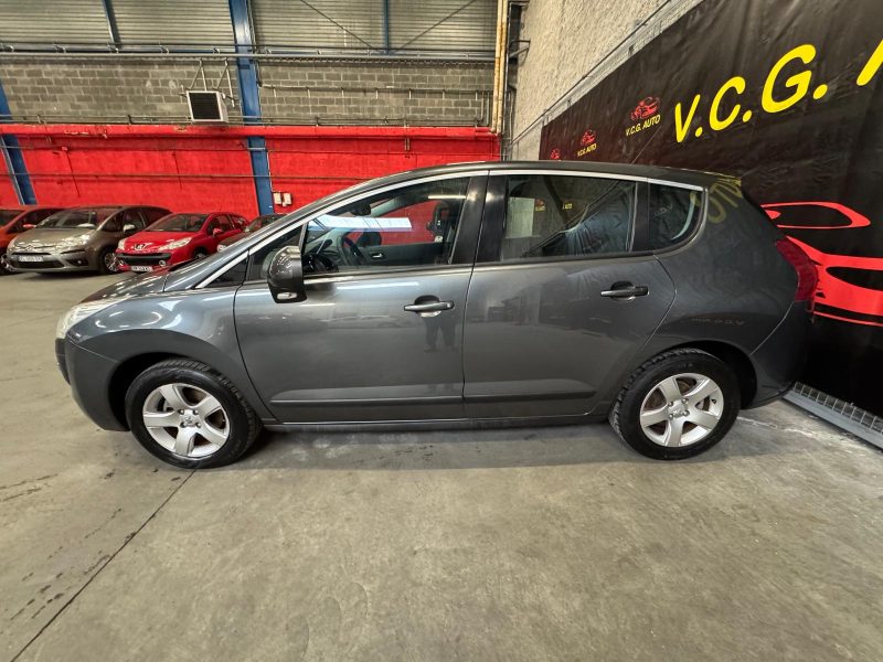 PEUGEOT 3008  1.6 HDi 112 Premium 