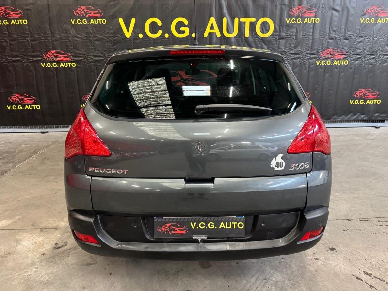 PEUGEOT 3008  1.6 HDi 112 Premium 
