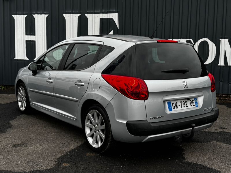 PEUGEOT 207 2013