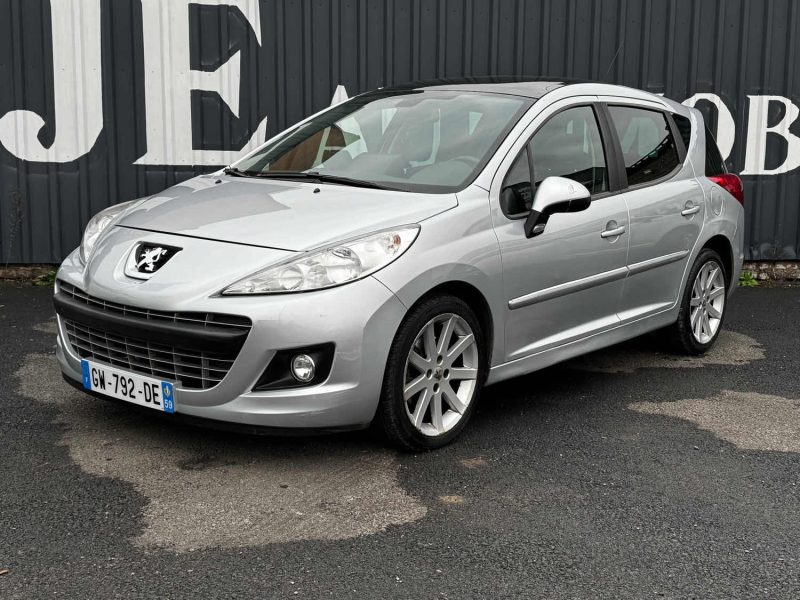 PEUGEOT 207 2013