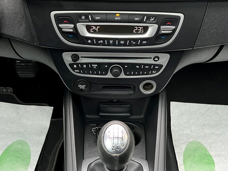 RENAULT MEGANE 3 III COUPE 1.4 TCE 130 Cv 1ERE MAIN TOIT PANO BLUETOOTH CRIT AIR 1 - GARANTIE 1 AN