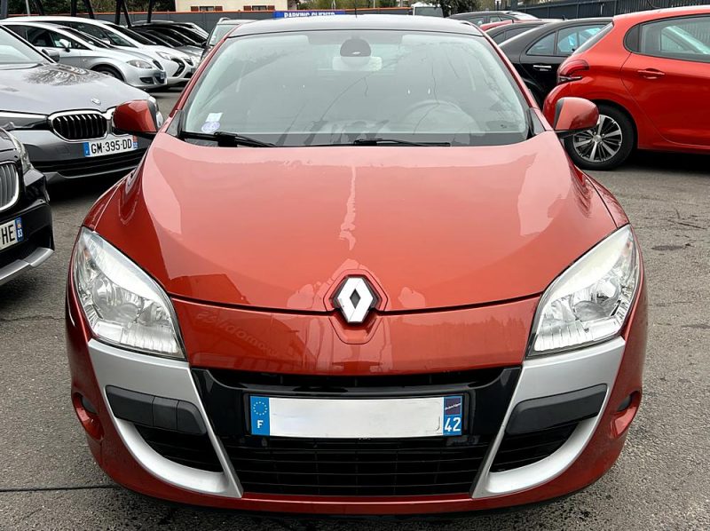 RENAULT MEGANE 3 III COUPE 1.4 TCE 130 Cv 1ERE MAIN TOIT PANO BLUETOOTH CRIT AIR 1 - GARANTIE 1 AN