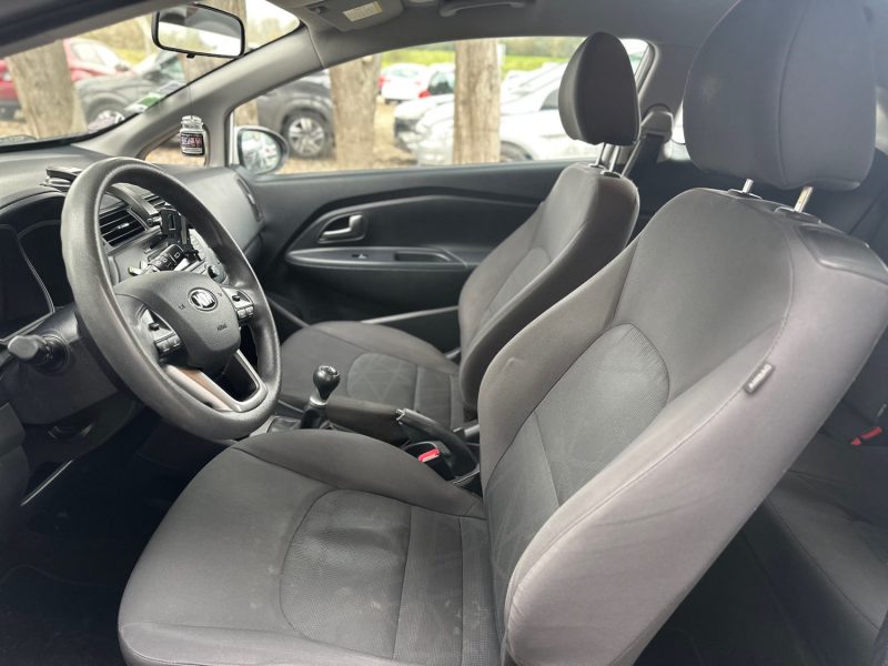 KIA RIO 2013