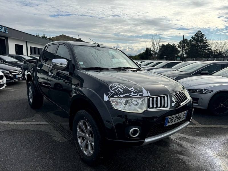 MITSUBISHI L200  2012