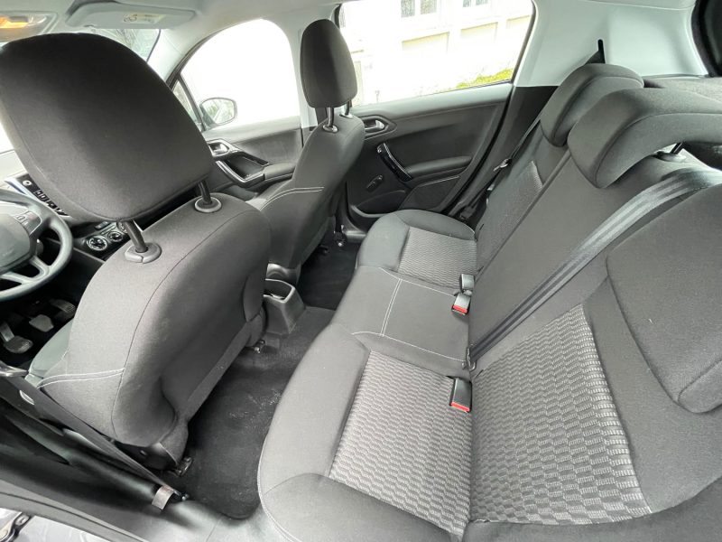 PEUGEOT 208 1.5L BLUEHDI 100CH S&S ACTIVE 5P GARANTIE 6 MOIS