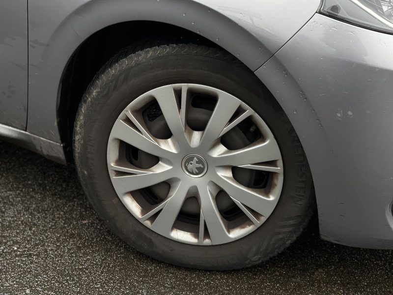 PEUGEOT 208 1.5L BLUEHDI 100CH S&S ACTIVE 5P GARANTIE 6 MOIS