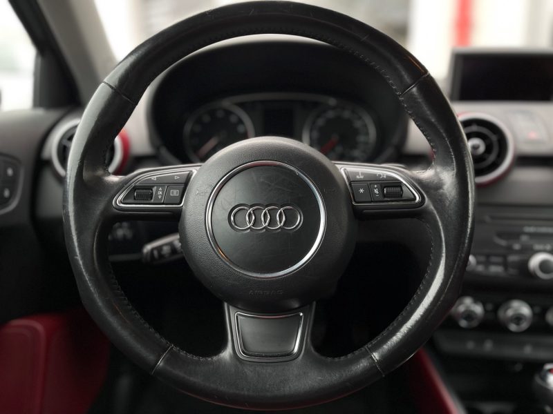 AUDI A1 1.4L TFSI 122CH AMBITION LUXE S TRONIC GARANTIE 6 MOIS