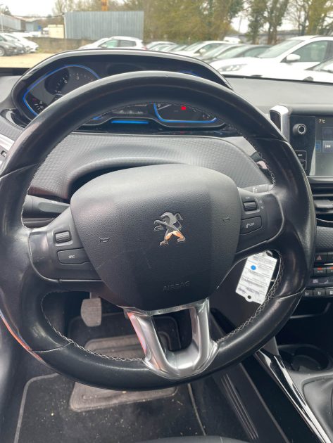 PEUGEOT 2008 1.6 BlueHDi S&S 120 cv