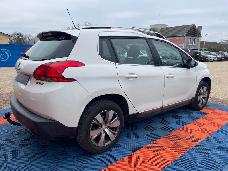 PEUGEOT 2008 1.6 BlueHDi S&S 120 cv