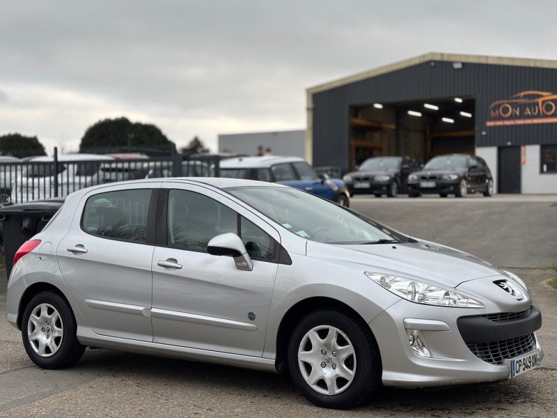 PEUGEOT 308 1.6 VTI 120CH ENVY