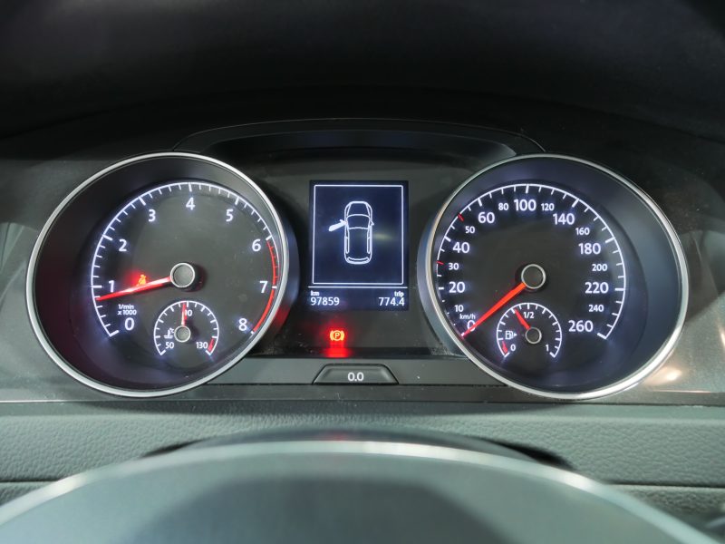 VOLKSWAGEN GOLF 2019