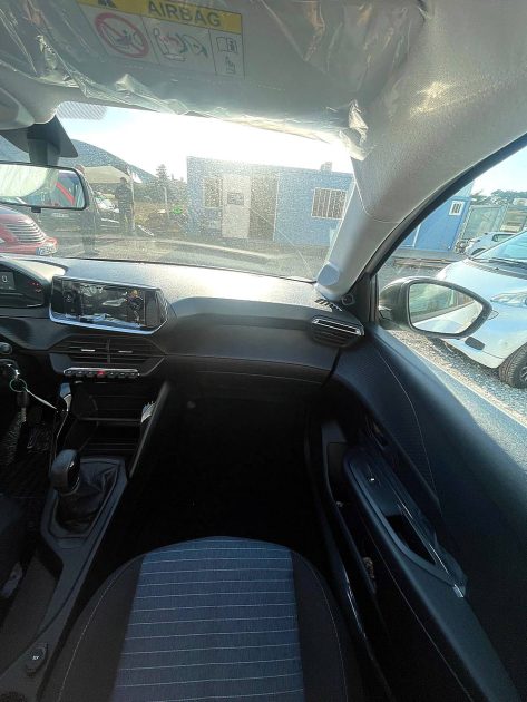 Peugeot 208 1.6HDI 100Cv UNIQUEMENT POUR L'EXPORT 