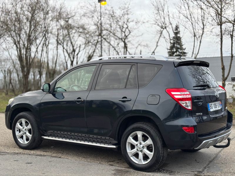 TOYOTA RAV4 2.2 150 CH  D-4D 2 WD FAP LIFE EDITION