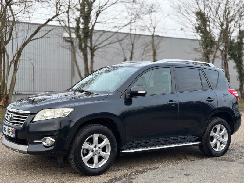 TOYOTA RAV4 2.2 150 CH  D-4D 2 WD FAP LIFE EDITION
