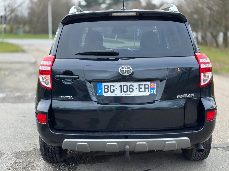 TOYOTA RAV4 2.2 150 CH  D-4D 2 WD FAP LIFE EDITION