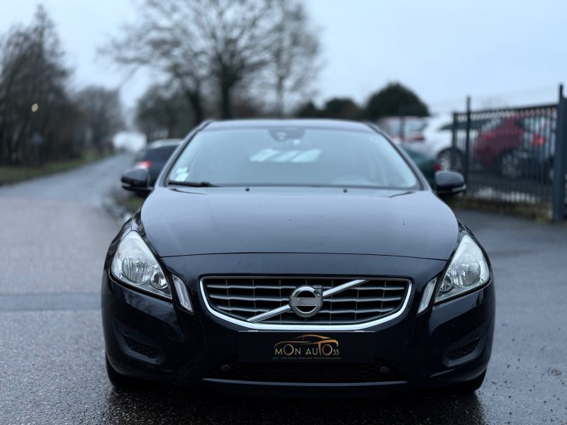 VOLVO V60 D4 2.0 163CH STOP&START MOMENTUM BUSINESS GEARTRONIC A