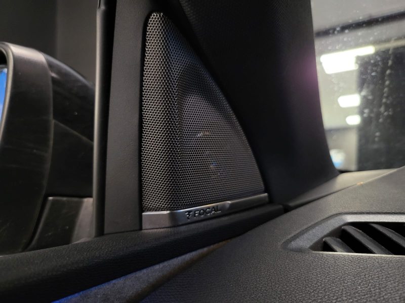 PEUGEOT 3008 1.6 Hybrid GT PACK 225 CV PACK BLACK / TOIT OUVRANT + SIEGES CHAUFFANTS + FOCAL /