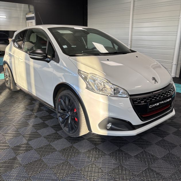 PEUGEOT 208 1.6 GTI 210 cv GTI BY-PEUGEOT-SPORT Garantie 12 mois
