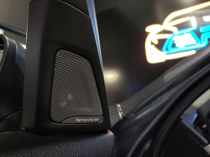 BMW SERIE 5 518d 2.0D 150cv EXECUTIVE / 2EME MAIN / SIEGE ELEC / H&K / LUMIERE D AMBIANCE