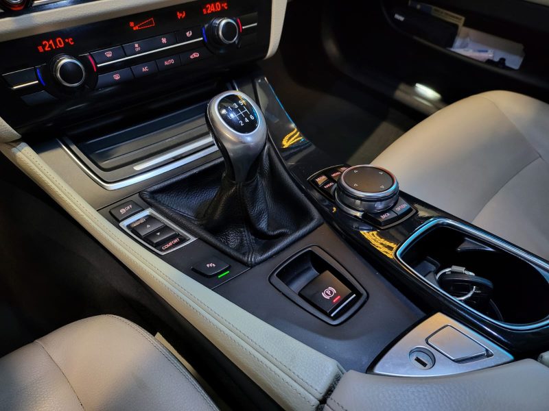 BMW SERIE 5 518d 2.0D 150cv EXECUTIVE / 2EME MAIN / SIEGE ELEC / H&K / LUMIERE D AMBIANCE