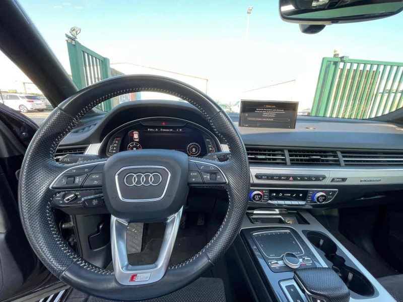 AUDI Q7 3.0 TDI S-LINE 7 PLACES