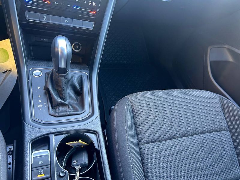 VOLKSWAGEN  TOURAN 2024