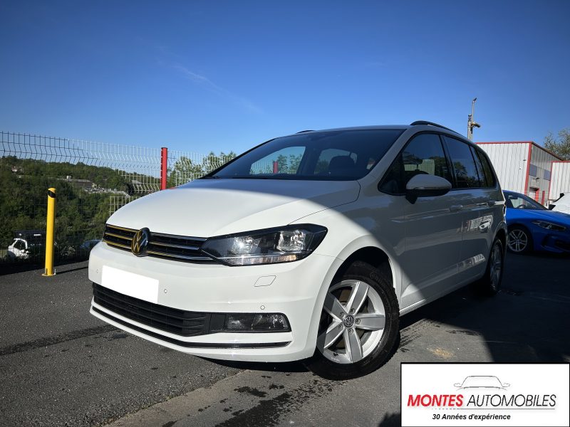 VOLKSWAGEN  TOURAN 2024