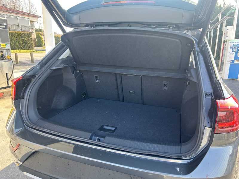 VOLKSWAGEN T-ROC 2023