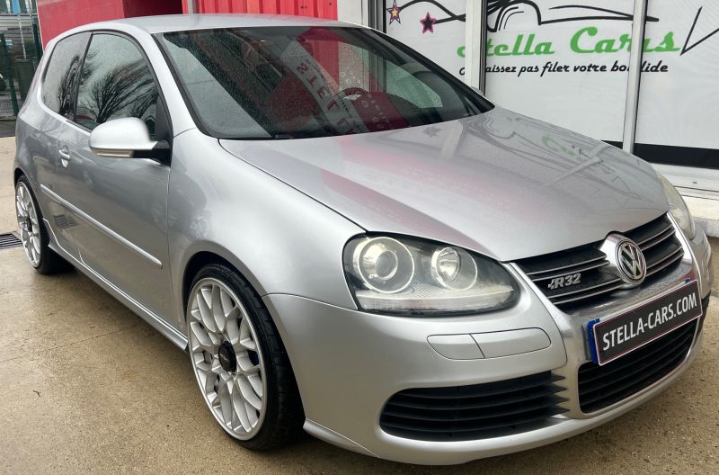 VOLKSWAGEN GOLF R32 2008