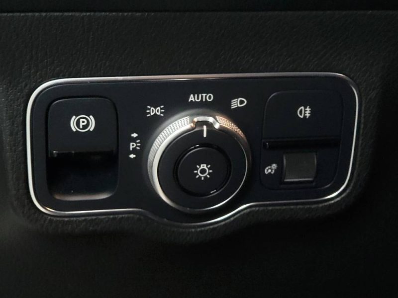 MERCEDES-BENZ GLB 200d 150cv AMG Line Boîte Auto 8G-Tronic 7 Places