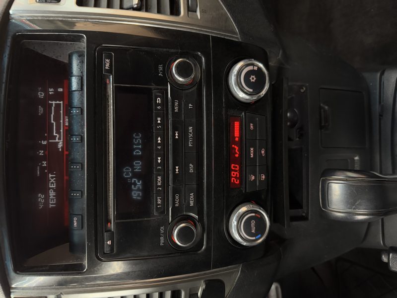 MITSUBISHI PAJERO 2016