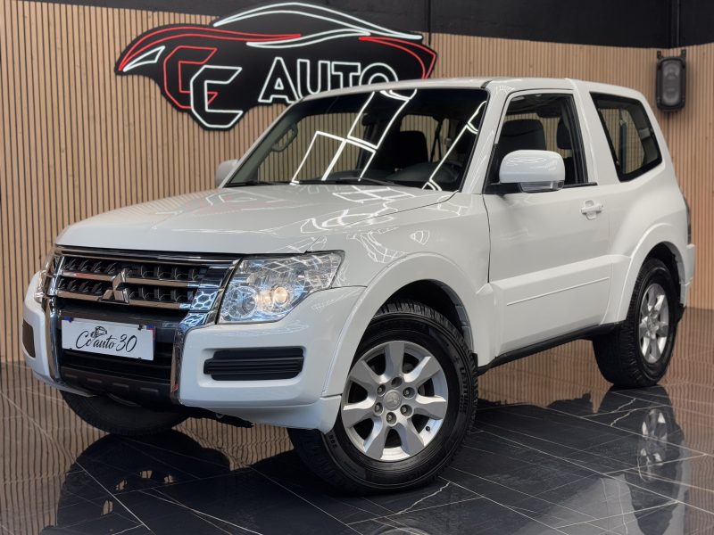 MITSUBISHI PAJERO 2016