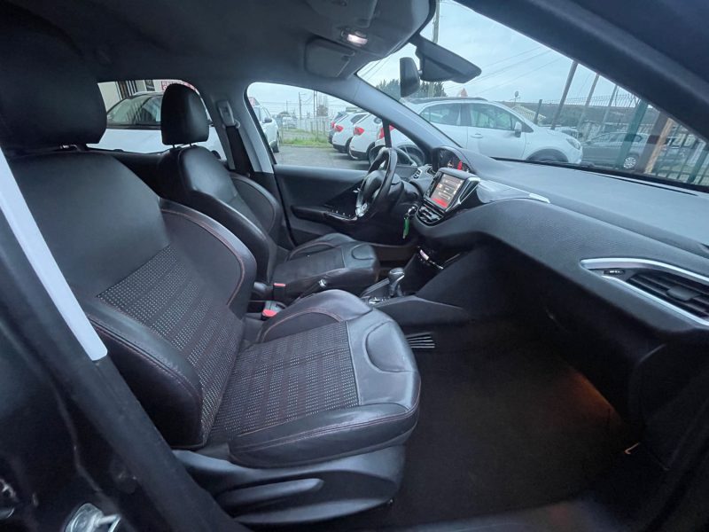 PEUGEOT 208 2015 GT LINE BOITE AUTO