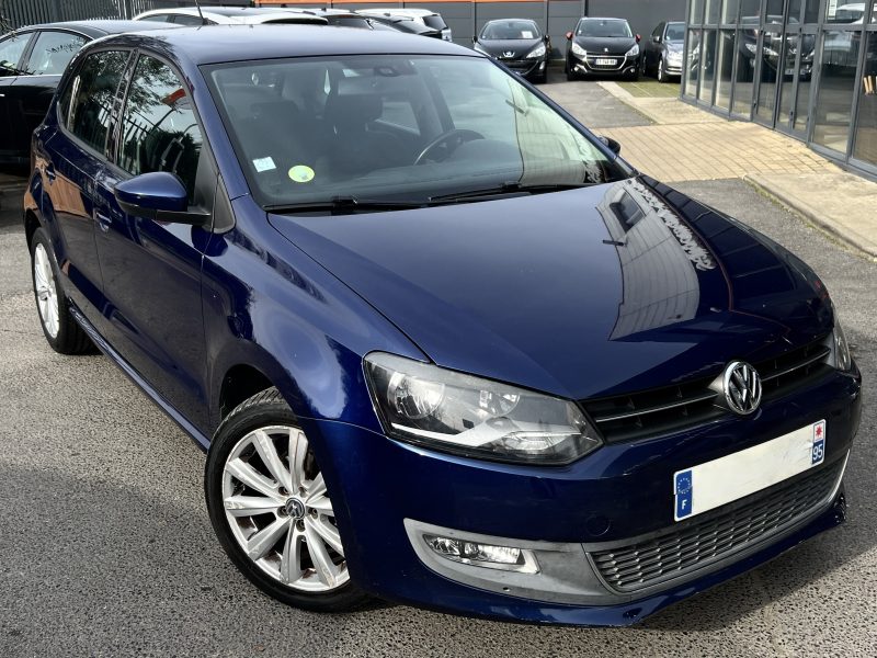 VOLKSWAGEN POLO 5 V 1.6 TDI 90 Cv SPORTLINE 5 PORTES GPS REGULATEUR CRIT AIR 2 - GARANTIE 1 AN