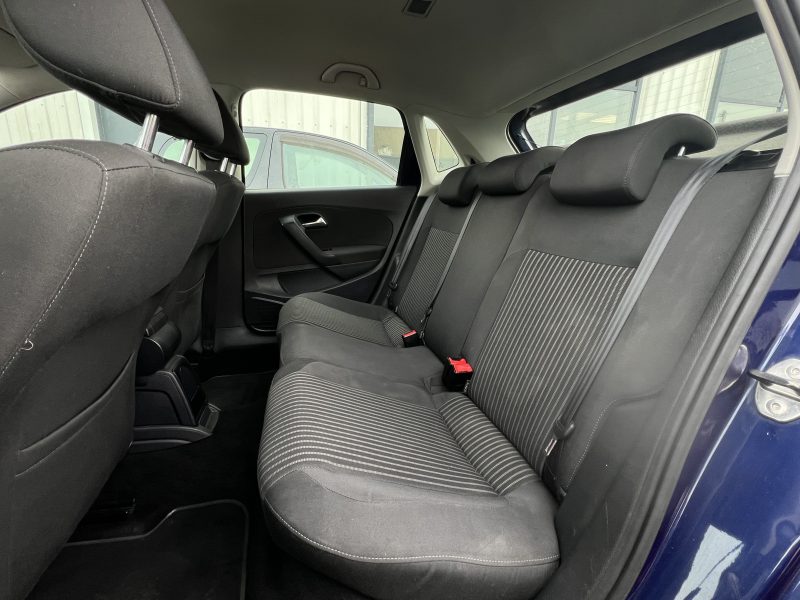 VOLKSWAGEN POLO 5 V 1.6 TDI 90 Cv SPORTLINE 5 PORTES GPS REGULATEUR CRIT AIR 2 - GARANTIE 1 AN