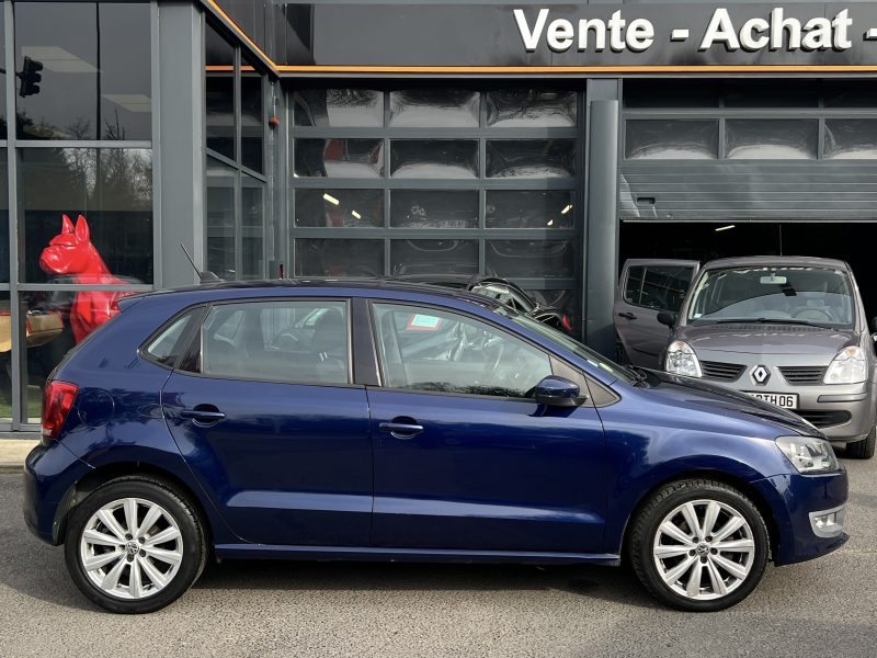 VOLKSWAGEN POLO 5 V 1.6 TDI 90 Cv SPORTLINE 5 PORTES GPS REGULATEUR CRIT AIR 2 - GARANTIE 1 AN