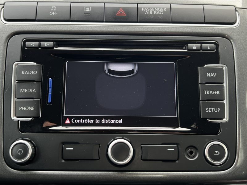 VOLKSWAGEN POLO 5 V 1.6 TDI 90 Cv SPORTLINE 5 PORTES GPS REGULATEUR CRIT AIR 2 - GARANTIE 1 AN