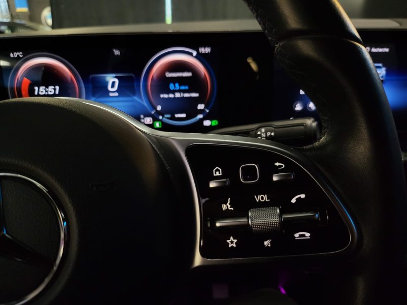 MERCEDES CLASSE EQA 250 LIMITED EDITION / SUIVI MERCEDES / ECLAIRAGE D\'AMBIANCE / VIRTUAL