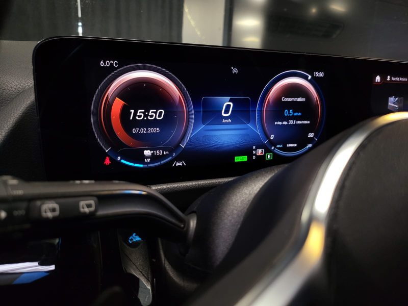 MERCEDES CLASSE EQA 250 LIMITED EDITION / SUIVI MERCEDES / ECLAIRAGE D\'AMBIANCE / VIRTUAL