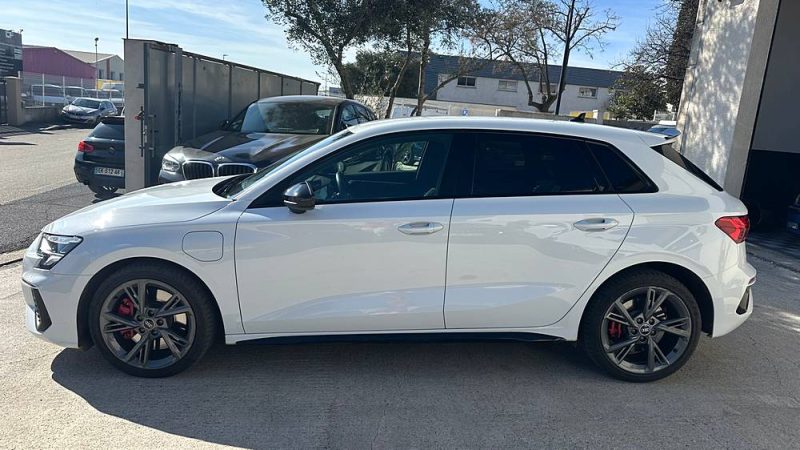 AUDI A3 45 TFSIE 2021