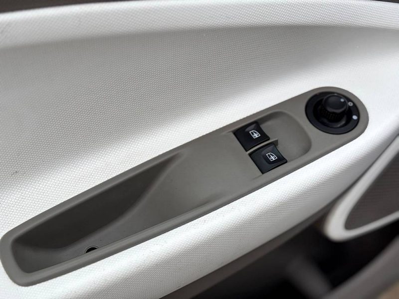 RENAULT ZOE LIFE CHARGE RAPIDE