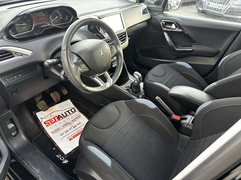 PEUGEOT 208 2014