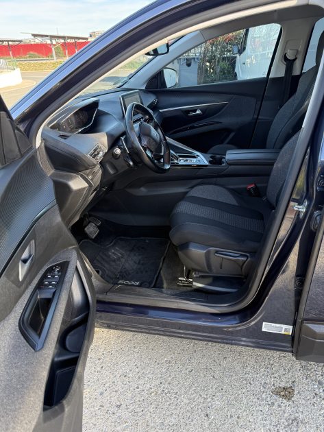 PEUGEOT 5008 1.5 BlueHDi EAT8 S&S 130cv ALLURE