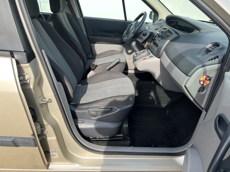 RENAULT SCENIC 1.6i - 16V 111Ch Clim/Régulateur