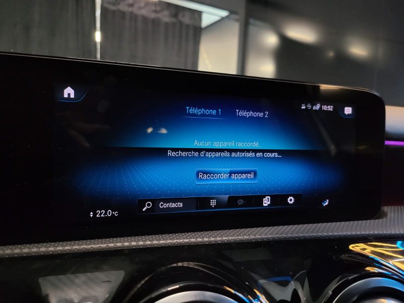 MERCEDES CLASSE A 250 e 218cv AMG LINE / SUIVI COMPLET MERCEDES / CAMERA DE RECUL / VIRTUAL COCKPIT 