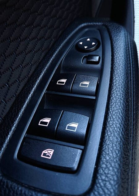 BMW Série 1 120D 190 M SPORT BVA8 5P*H/K*LED*GPS*