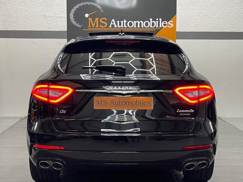 MASERATI LEVANTE  2018