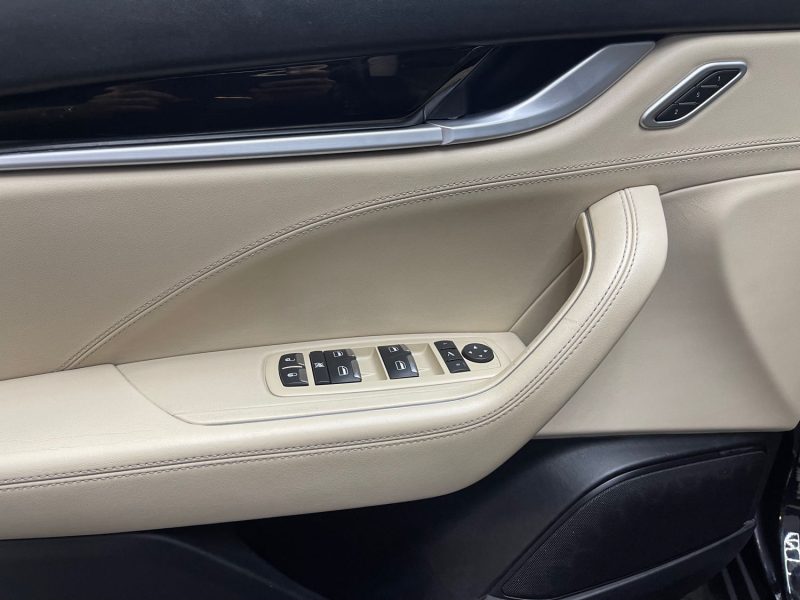 MASERATI LEVANTE  2018