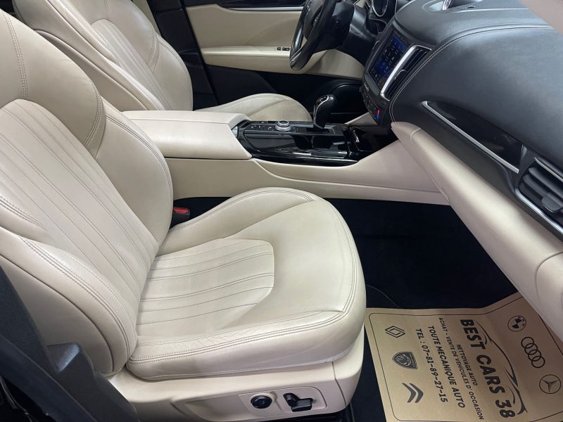 MASERATI LEVANTE  2018