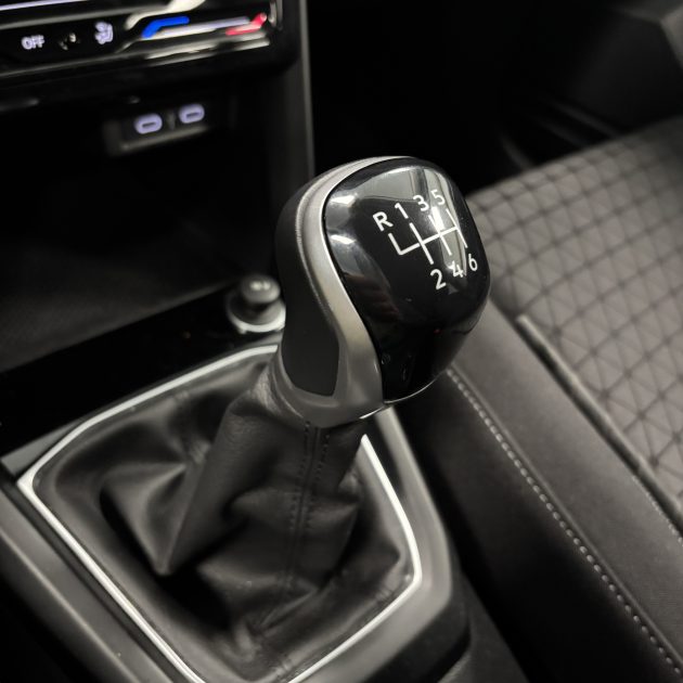 VOLKSWAGEN T-CROSS 1.0 TSI 110 cv LIFE Garantie 12 mois